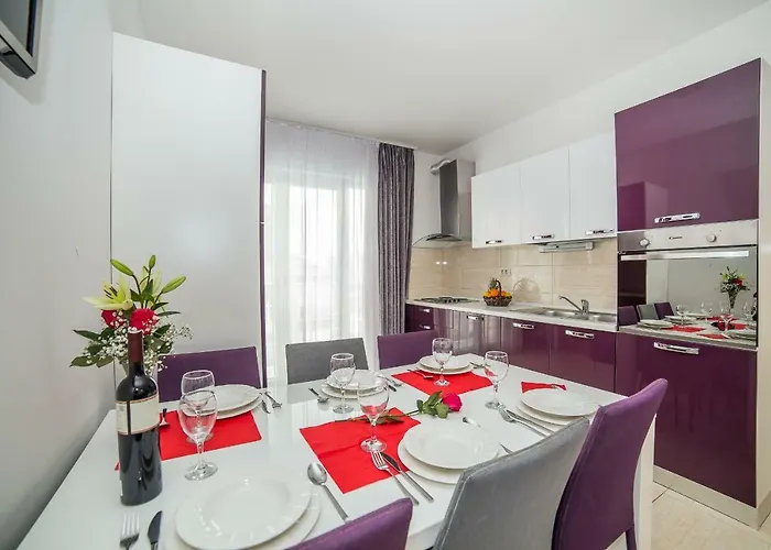 Mario Migros Makarska